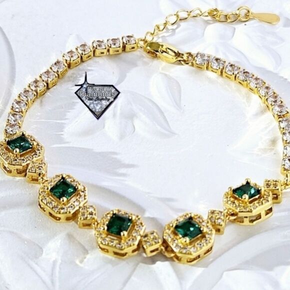 Green Topaz Tennis Bracelet on 18K Platinum Jewelry - Green & White Topaz Tennis Bracelet on Platinum - Stamped PT 950 18K Gold